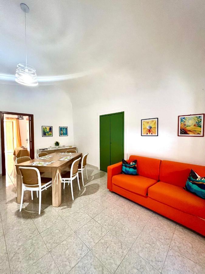 Villa Gira Vota E Furria Santo Stefano di Camastra Esterno foto